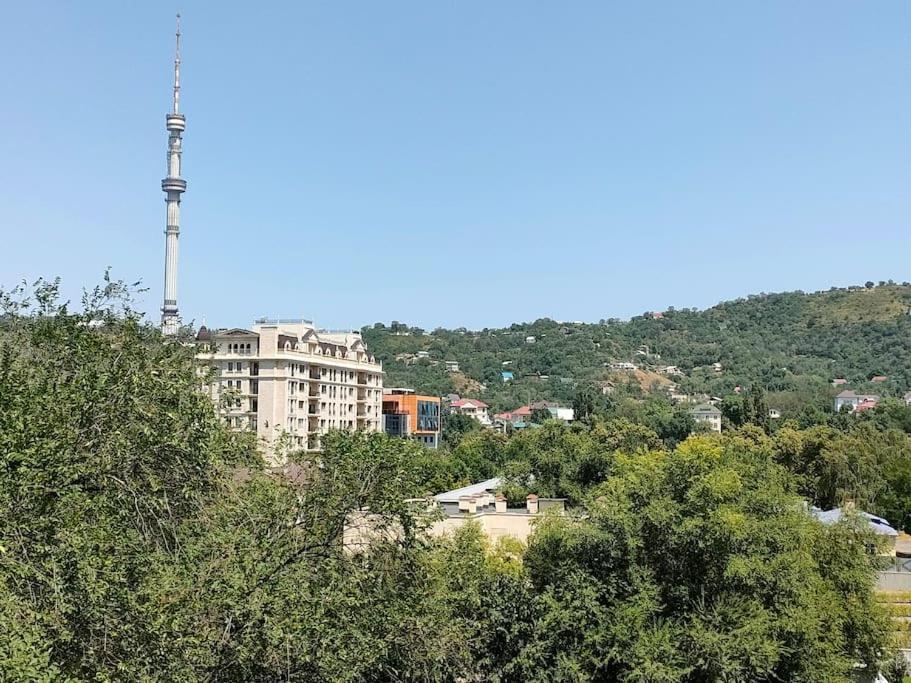 Квартира Коктобе С Видом На Горы Apartment Almaty Exterior photo